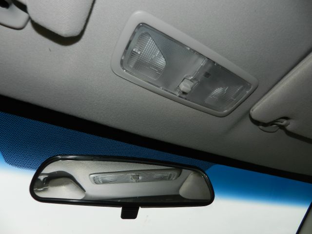 Mitsubishi Eclipse 2011 photo 26