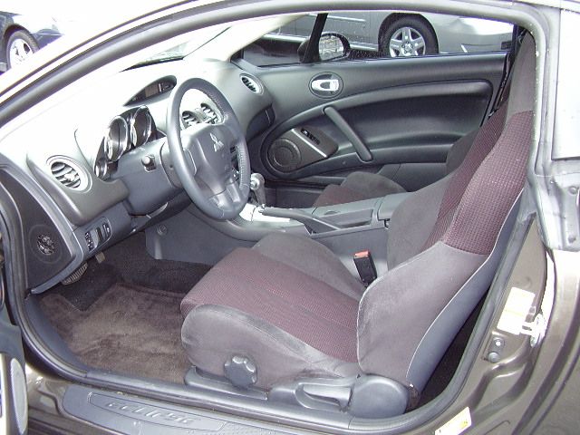 Mitsubishi Eclipse 2012 photo 3