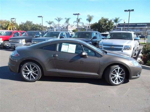 Mitsubishi Eclipse 2012 photo 2