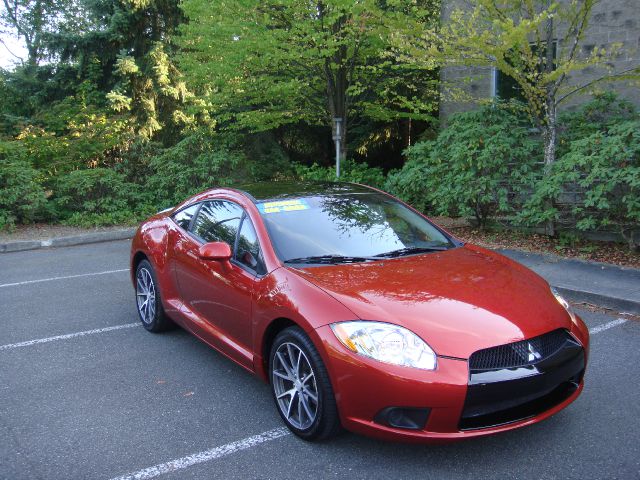Mitsubishi Eclipse 2012 photo 4