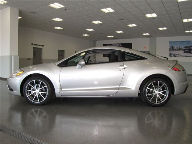 Mitsubishi Eclipse 2012 photo 3