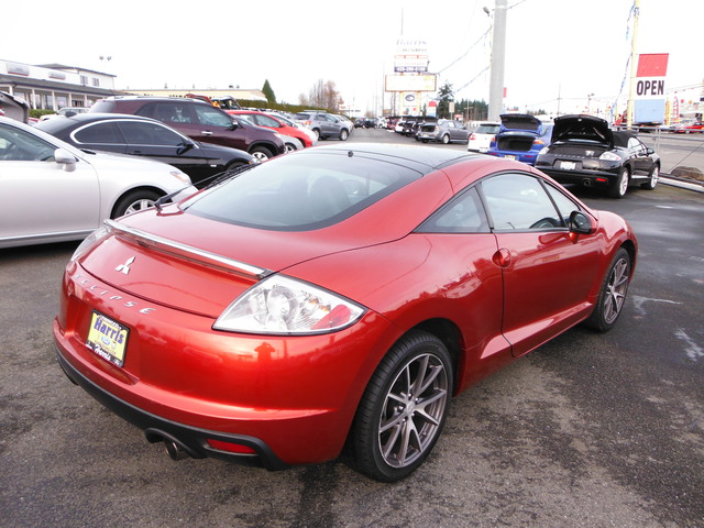 Mitsubishi Eclipse 2012 photo 4