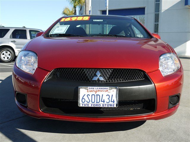 Mitsubishi Eclipse 2012 photo 2