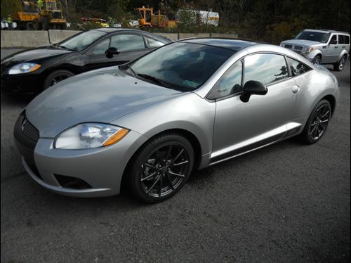 Mitsubishi Eclipse 2012 photo 4