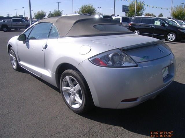 Mitsubishi Eclipse Spyder Passion Convertible