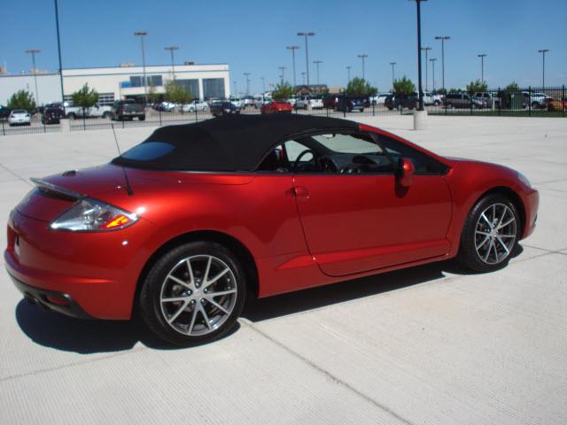 Mitsubishi Eclipse Spyder 2011 photo 10