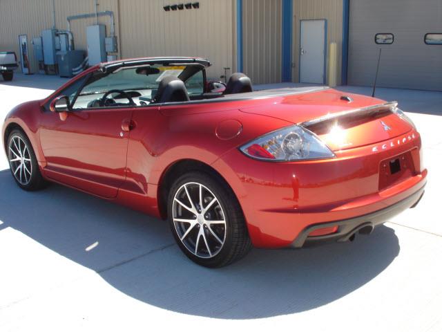 Mitsubishi Eclipse Spyder 2011 photo 13