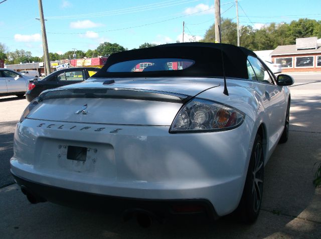 Mitsubishi Eclipse Spyder 2012 photo 11