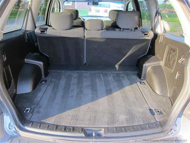 Mitsubishi Endeavor 1.8T Quattro Sedan 4D SUV