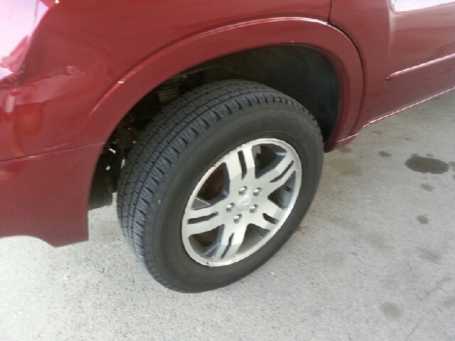 Mitsubishi Endeavor 2004 photo 1