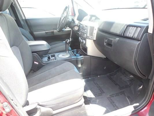 Mitsubishi Endeavor 2004 photo 1