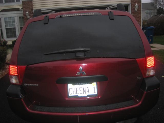 Mitsubishi Endeavor 2004 photo 3