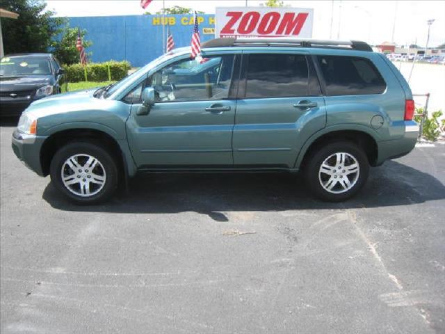 Mitsubishi Endeavor XLS SUV