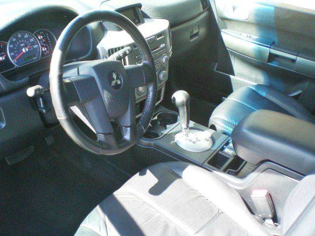 Mitsubishi Endeavor SLT 25 SUV