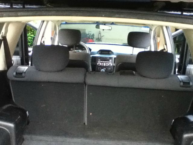 Mitsubishi Endeavor 2006 photo 2