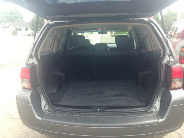 Mitsubishi Endeavor 2006 photo 3