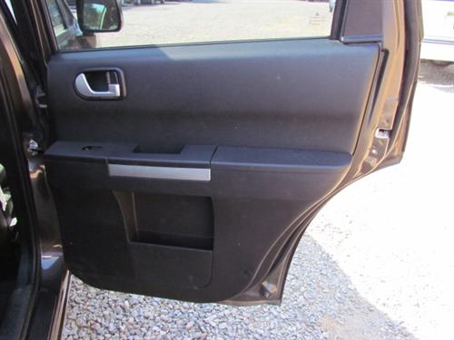 Mitsubishi Endeavor 2011 photo 1