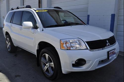 Mitsubishi Endeavor 2011 photo 3