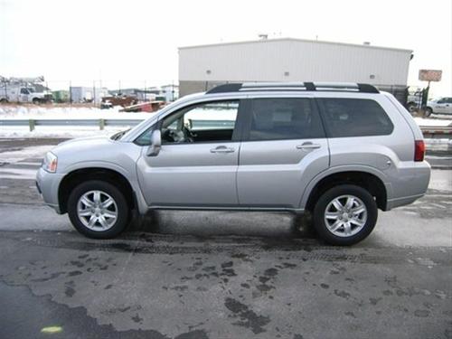 Mitsubishi Endeavor 2011 photo 1