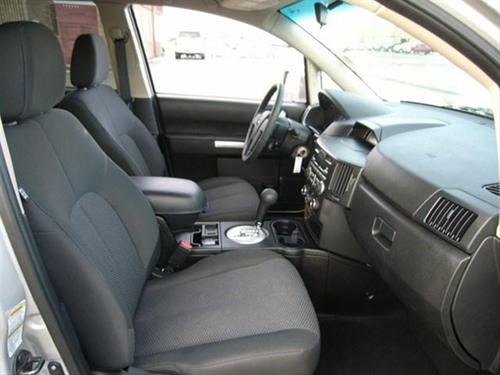 Mitsubishi Endeavor 2011 photo 3