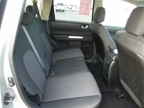 Mitsubishi Endeavor 2011 photo 4