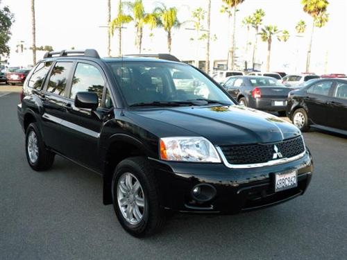 Mitsubishi Endeavor 2011 photo 2