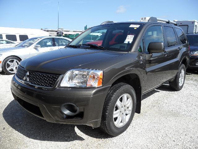 Mitsubishi Endeavor 2011 photo 4