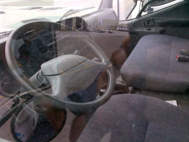 Mitsubishi Fuso 2004 photo 3