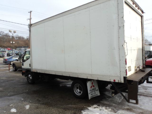 Mitsubishi Fuso 2005 photo 1
