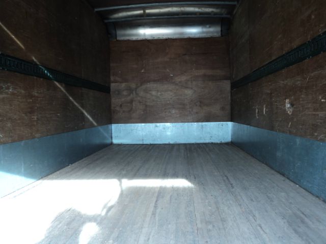 Mitsubishi Fuso 2005 photo 4