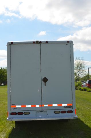 Mitsubishi Fuso Fe640 2001 photo 4