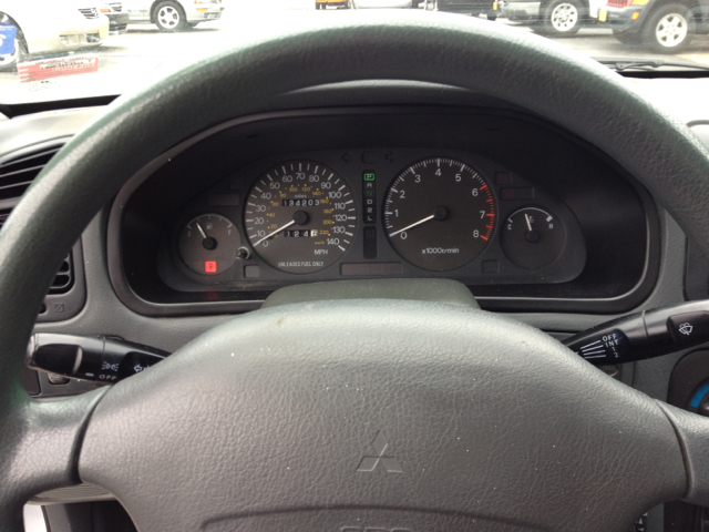 Mitsubishi Galant 1996 photo 1