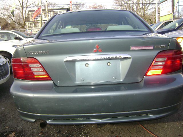 Mitsubishi Galant 1999 photo 2