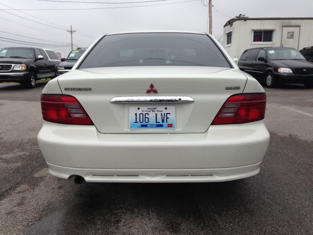 Mitsubishi Galant 2000 photo 3