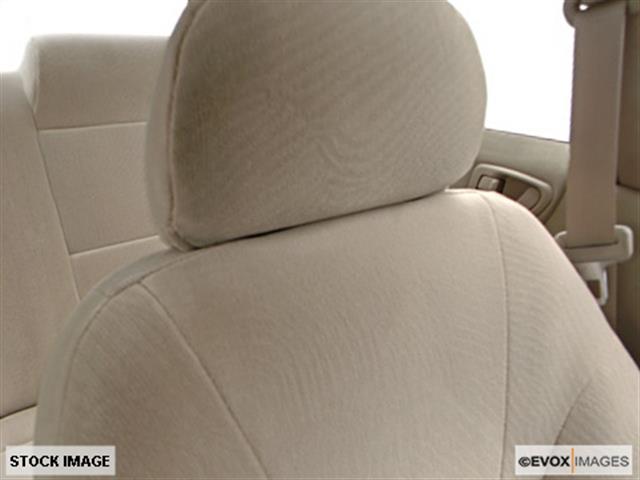 Mitsubishi Galant 2000 photo 3