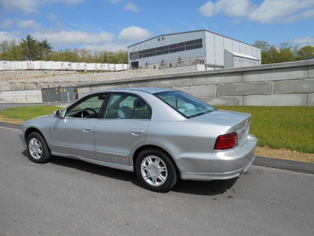 Mitsubishi Galant 2000 photo 17