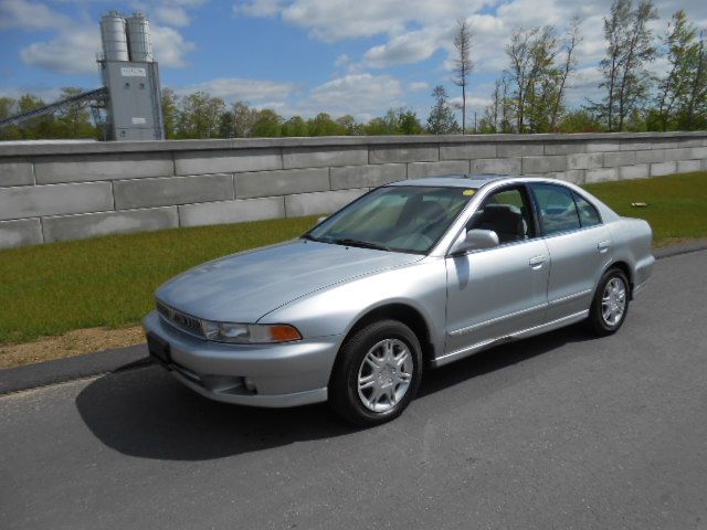 Mitsubishi Galant 2000 photo 18