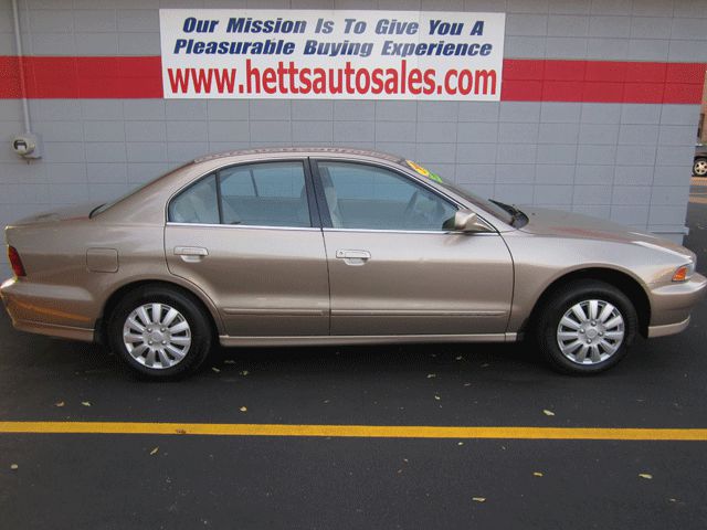 Mitsubishi Galant 2000 photo 1