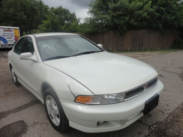 Mitsubishi Galant 2000 photo 4