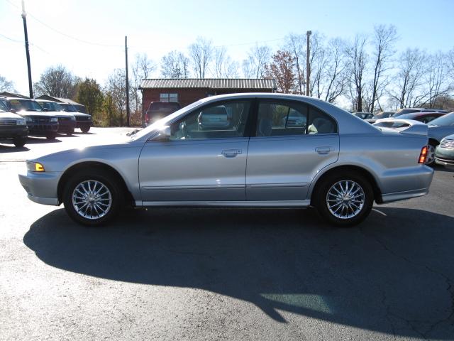 Mitsubishi Galant 2001 photo 1