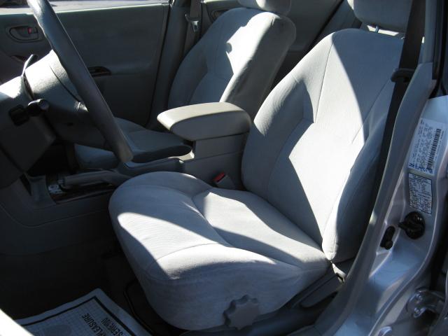 Mitsubishi Galant 2001 photo 5