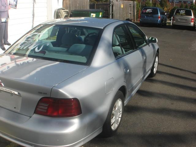Mitsubishi Galant LW2 Sedan