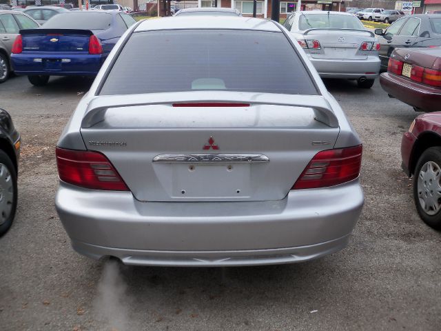 Mitsubishi Galant 2001 photo 2