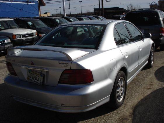 Mitsubishi Galant 2001 photo 3