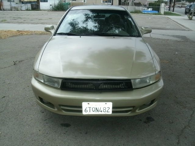 Mitsubishi Galant 2001 photo 1