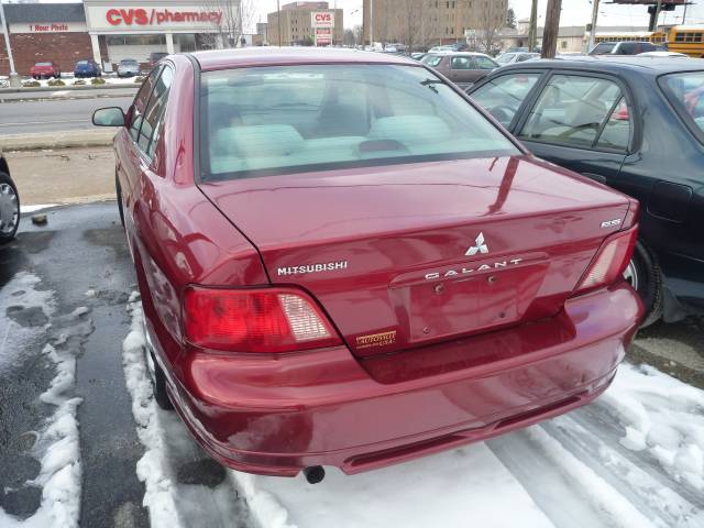 Mitsubishi Galant Unknown Sedan