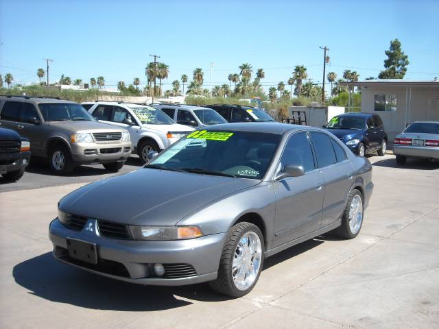 Mitsubishi Galant LW2 Sedan