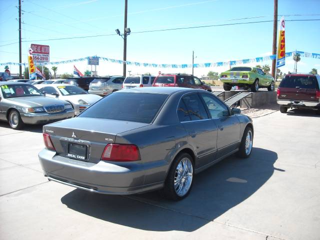 Mitsubishi Galant 2002 photo 3