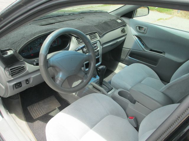 Mitsubishi Galant 2002 photo 4