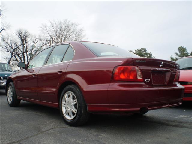 Mitsubishi Galant 2002 photo 2